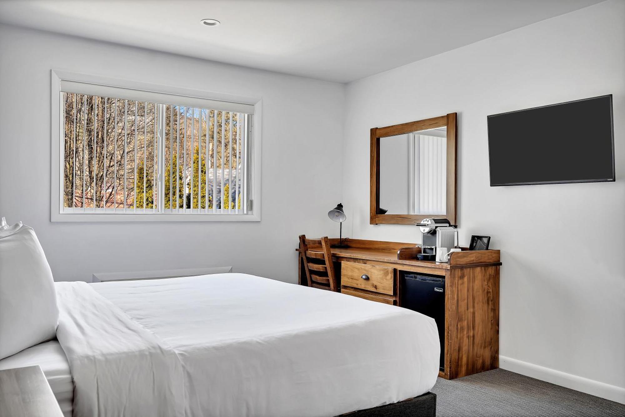 The Inn Of Lake George Esterno foto